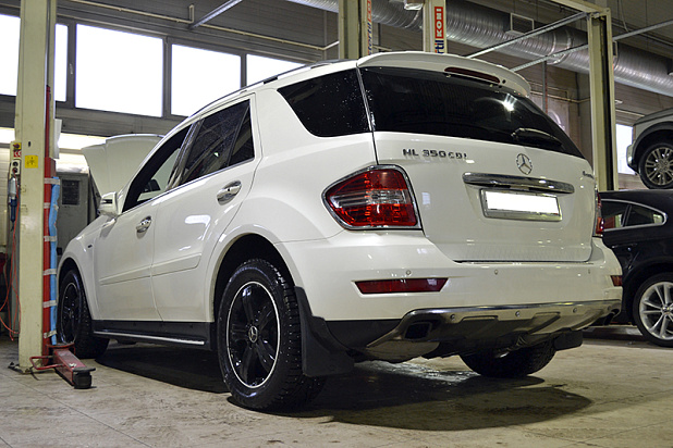  Мерседес-Benz ML 2012года!!!